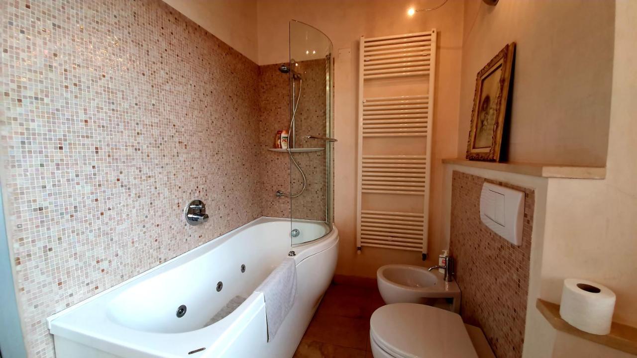 Alla Locanda Del Cinquecento Кастрокаро-Терме Экстерьер фото