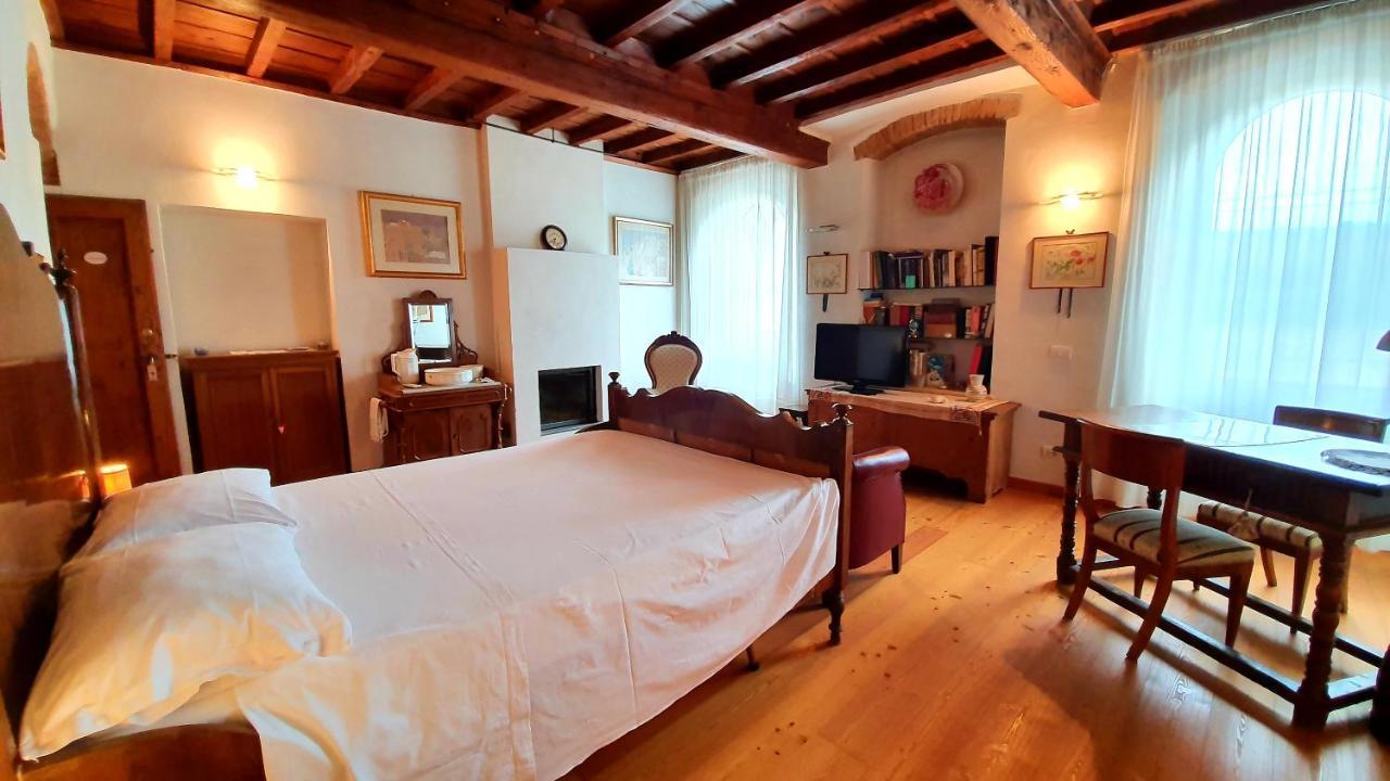 Alla Locanda Del Cinquecento Кастрокаро-Терме Экстерьер фото